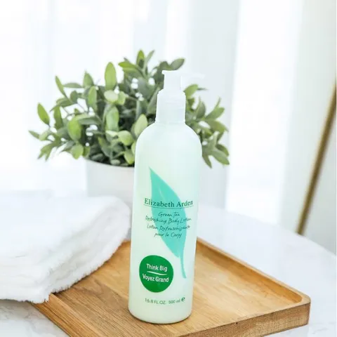 Dưỡng thể Elizabeth arden Green Tea 500ml