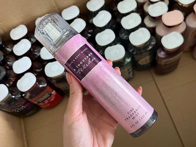 Xịt thơm body A Thousand Wisher Bath & Body Works - Hương thơm tự nhiên nhẹ nhàng, quyến rũ, giữ mùi lâu, thiết kế nhỏ gọn tiện lợi