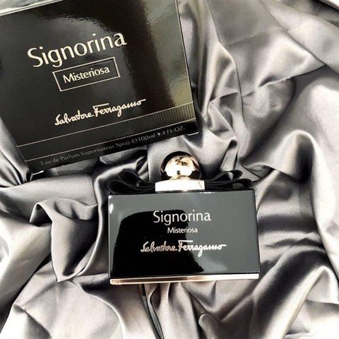 Nước hoa nữ Salvatore Ferragamo Signorina Misteriosa EDP 100ml - Hương thơm quyến rũ, sang trọng cho mọi dịp