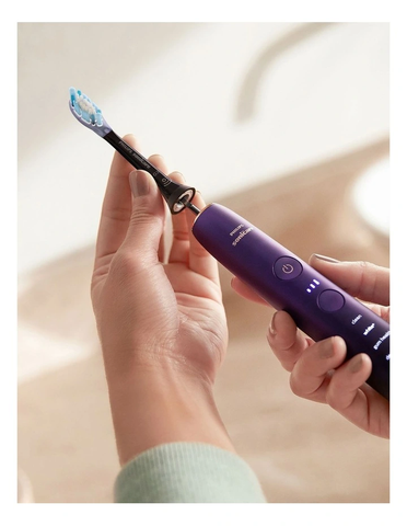 [Bảo Hành 2 Năm] Bàn chải đánh răng điện Philips Sonicare 9000 DiamondClean HX9911/74