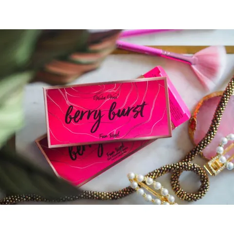 Bảng Phấn Mắt Violet Voss Berry Burst Fun Sized - 10 Ô Màu Đẹp, Độ Bám Màu Ấn Tượng, Dễ Dàng Mang Theo, Trang Điểm Hàng Ngày Và Tiệc Tùng