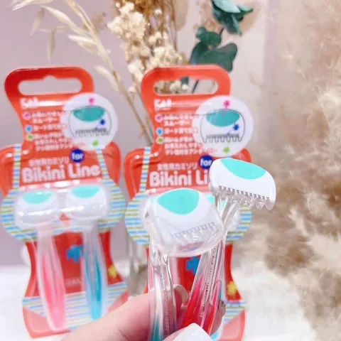 Set 2 Dao Cạo Bikini KAI Nhật Bản - Thép Không Gỉ, An Toàn và Hiệu Quả - Chăm Sóc Da Nhạy Cảm Mùa Hè