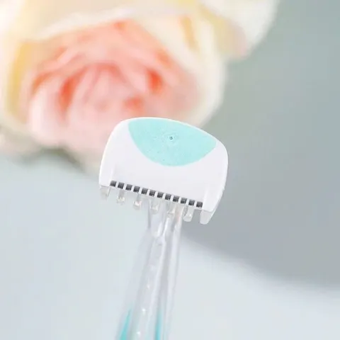 Set 2 Dao Cạo Bikini KAI Nhật Bản - Thép Không Gỉ, An Toàn và Hiệu Quả - Chăm Sóc Da Nhạy Cảm Mùa Hè