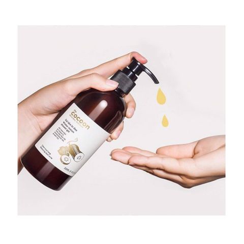 Gel Tắm Cocoon Bí Đao 310ml - Giảm Mụn Lưng, Làm Sạch Da Mềm Mịn, Hương Tinh Dầu Thư Giãn, Việt Nam Chính Hãng