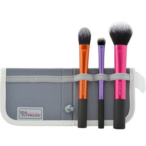 Bộ Cọ 3 Cây Real Techniques Travel Essential - Bộ Trang Điểm Du Lịch Tiện Lợi Cho Lớp Nền Tự Nhiên và Dễ Dàng Tán