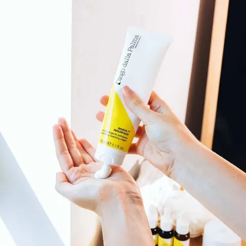 Kem Tẩy Tế Bào Chết Làm Sạch RESURFACE BHA Liposome 2% - Chăm Sóc Da Mặt Đỉnh Cao, Phục Hồi Làn Da Khỏe, Sáng Mịn