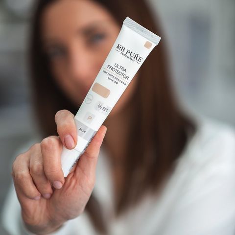 KB Pure Ultra Protector Kem Chống Nắng 50ML - Bảo Vệ Da, Chống Oxy Hóa, Dưỡng Ẩm, Chống Tia UV, Phù Hợp Mọi Loại Da