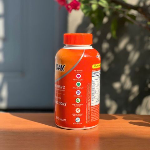 Viên uống vitamin tổng hợp One A Day cho phụ nữ dưới 50 tuổi - Hỗ trợ sức khỏe, tăng cường miễn dịch, 300 viên từ Bayer Mỹ