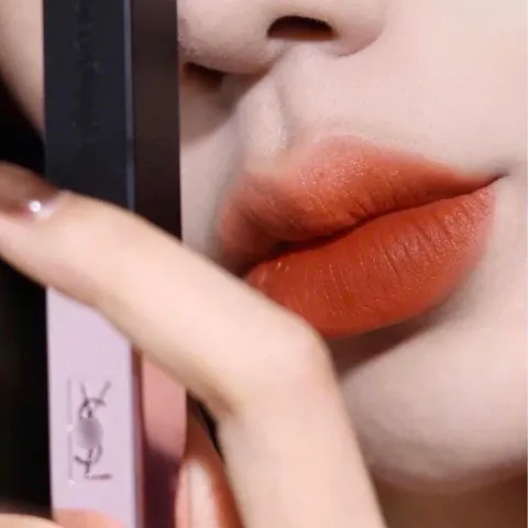 Son YSL Slim 213 No Taboo Chili – Cam Cháy
