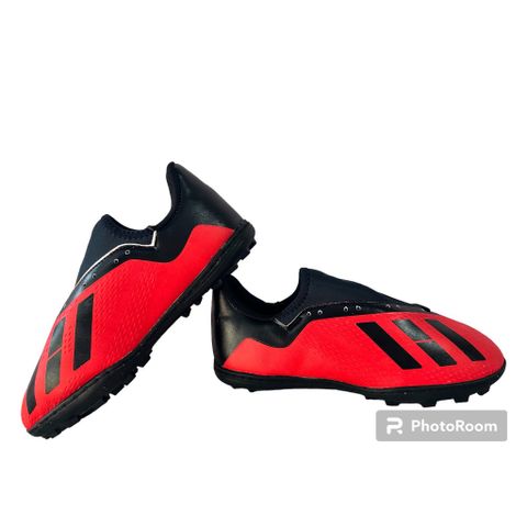 Giày Đá Bóng 3 Sọc CR7 Galaxy - Đế Cao Su Bền Chắc cho Sân Cỏ Nhân Tạo, Nhẹ, Êm, Thoáng Khí - Tặng Ba Lô Rút