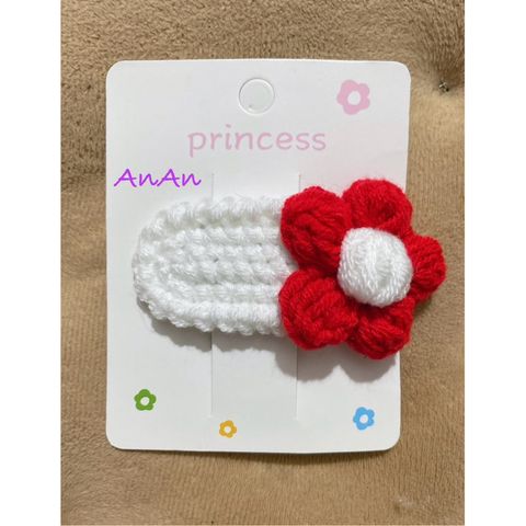 Kẹp Tóc Len Handmade Hình Bông Hoa Nhiều Màu - Phụ Kiện Thời Trang Độc Đáo Cho Bạn Gái