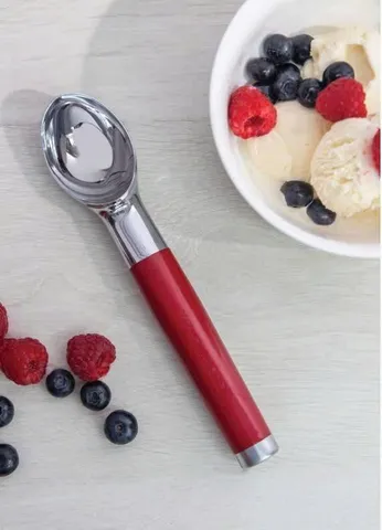 Muôi múc kem KitchenAid Classic - Dụng cụ nhà bếp chuyên dụng, tay cầm công thái học, dễ sử dụng và vệ sinh nhanh chóng
