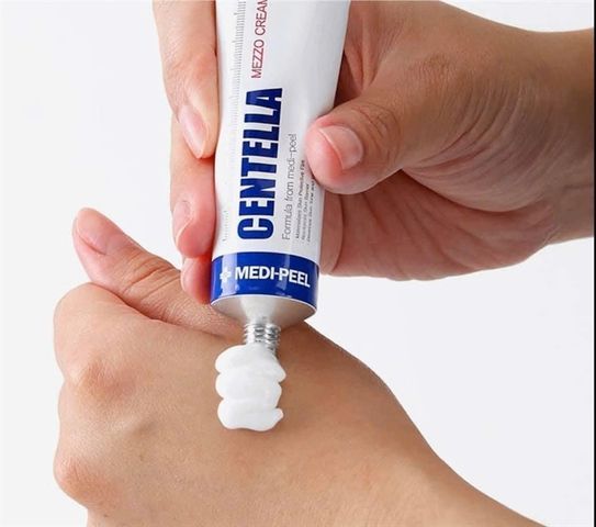 Kem Rau Má Medi Peel 30ml - Gel Giảm Mụn Phục Hồi Da từ Thương Hiệu Centella Hàn Quốc, Dùng Cho Da Nhạy Cảm, Chiết Xuất Thiên Nhiên