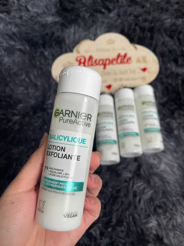 Sữa Dưỡng Tẩy Tế Bào Chết GARNIER Lotion Exfoliante 120ml - Giúp Giảm Thâm, Cải Thiện Kết Cấu Da, Dưỡng Ẩm Suốt 24 Giờ