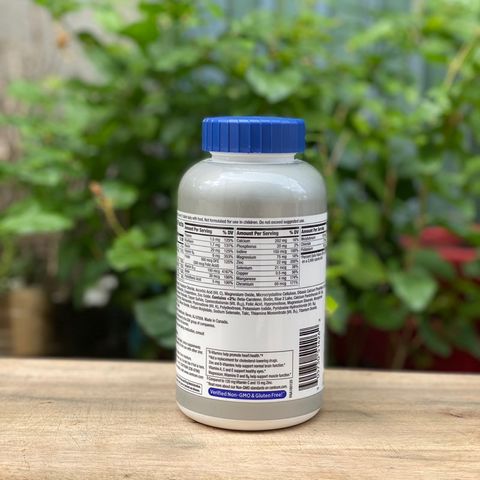 Date 8/25 Vitamin tổng hợp Centrum silver men 50+ 275 viên 334811