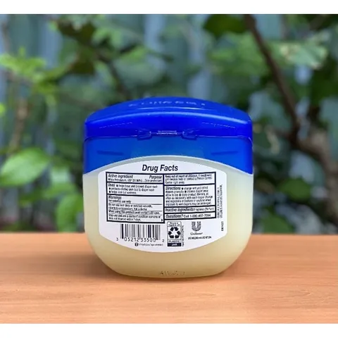 Sáp dưỡng ẩm da cho bé Vaseline Baby Healing Jelly 368g 334853
