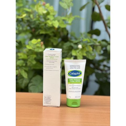Kem chống nắng dưỡng ẩm Cetaphil Daily Defence Cream SPF50 daily Moisturiser 50g 335118