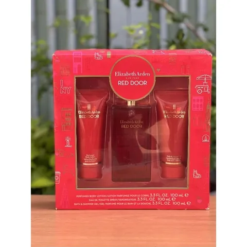 Set Nước hoa nữ Elizabeth Arden Red Door (1 nước hoa 100ml + 1 body lotion 100ml + sữa tắm 100ml) 335134