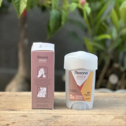 Lăn khử mùi Rexona Clinical Protection cream summer strength 48g 335189