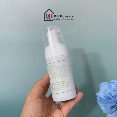 Bọt Vệ Sinh Trầu Không Escoco 100ml - Prebiotic Tự Nhiên Duy Trì Cân Bằng Hệ Vi Sinh Vùng Nhạy Cảm, Mùi Hương Tươi Mát