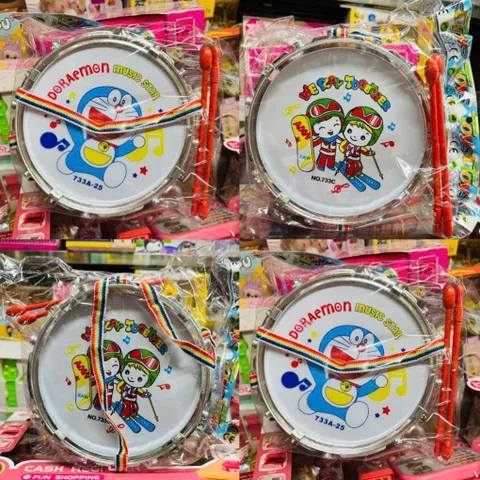 Bộ đồ chơi trống Doraemon giao mẫu ngẫu nhiên 733A-25, đồ chơi trung thu cho trẻ em phù hợp để chơi và trang trí trong các hoạt động Trung thu