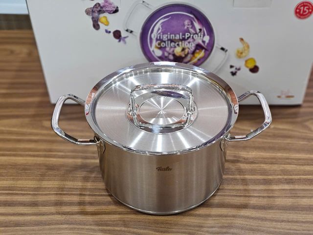 Bộ Nồi Inox Fissler Profi Set 3 Nắp - Chất Liệu Thép Không Gỉ 18/10 Cao Cấp, Dùng Trên Mọi Loại Bếp, Thiết Kế Hiện Đại, Sản Xuất Tại Đức