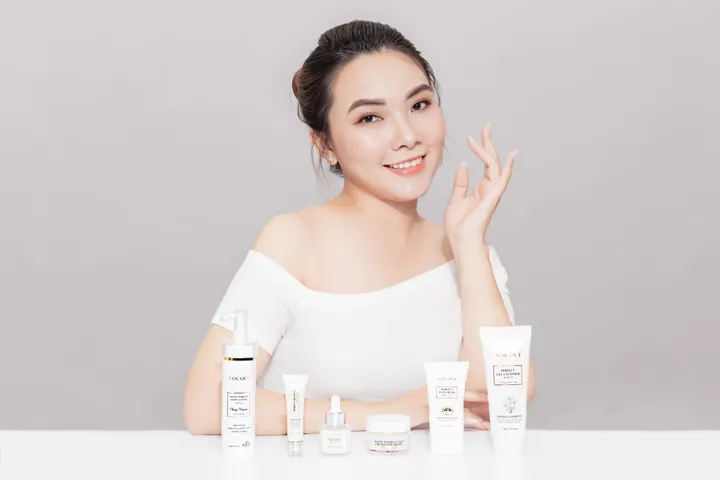 Bộ Dưỡng Da Cao Cấp Ban Ngày Yococi - 6 Sản Phẩm Chăm Sóc Toàn Diện, Dưỡng Ẩm, Bảo Vệ Da Khỏi Tia UV, Phù Hợp Mọi Loại Da