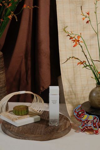 Nước Hoa Nữ Elizabeth Arden White Tea EDT 100ml - Hương Hoa Cỏ Gỗ Xạ Hương Sang Trọng, Tươi Mát, Dành Cho Phái Nữ