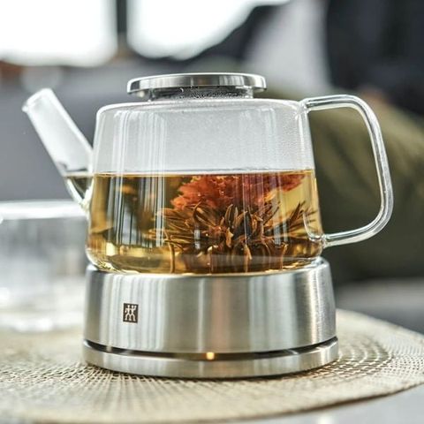 Ấm pha trà Zwilling Sorrento 0,8L cao cấp với đế hâm nóng bằng thép không gỉ - Thiết kế hiện đại và tiện dụng cho trà ngon hơn