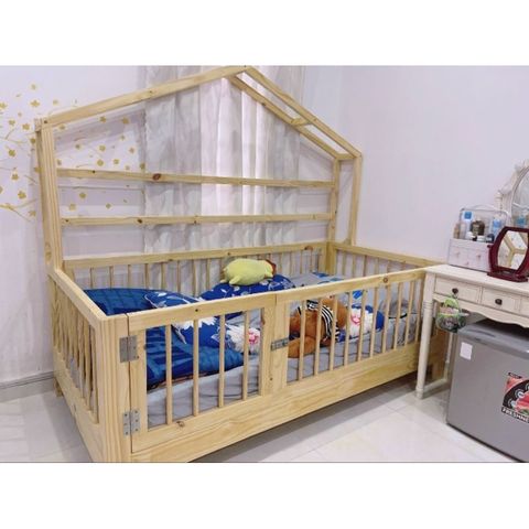Giường cũi gỗ tự nhiên cao cấp cho trẻ em - Giường công chúa ngôi nhà miễn phí giao lắp tại HCM, kích thước 1.2x2m