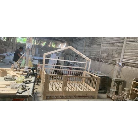Giường cũi gỗ tự nhiên cao cấp cho trẻ em - Giường công chúa ngôi nhà miễn phí giao lắp tại HCM, kích thước 1.2x2m