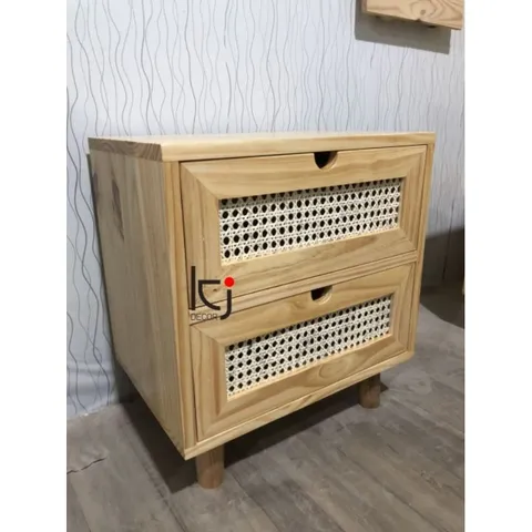 Kệ Tủ Đầu Giường Gỗ Thông Kết Hợp Mây Mắt - Decor Phòng Ngủ Homestay - 2 Ngăn Kéo Chất Lượng Cao