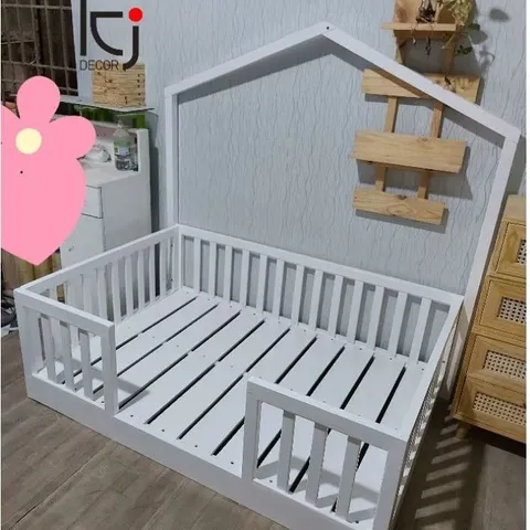 Giường Đơn Hình Ngôi Nhà Cho Bé - Giường Gỗ Thông Nhập Khẩu, Freeship HCM, Kích Thước 100x160cm, Đảm Bảo Chất Lượng 12 Tháng