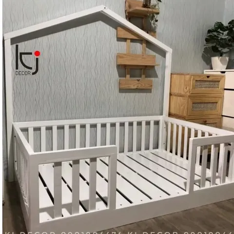 Giường Đơn Hình Ngôi Nhà Cho Bé - Giường Gỗ Thông Nhập Khẩu, Freeship HCM, Kích Thước 100x160cm, Đảm Bảo Chất Lượng 12 Tháng