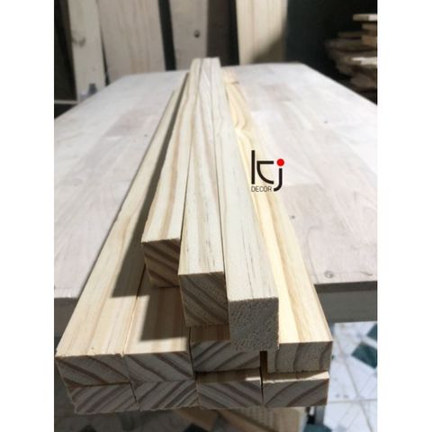 Thanh Gỗ Thông Nhập Khẩu Dài 50x4.5x4.5 cm - Gỗ Láng Mịn 4 Mặt Để Trang Trí Nội Thất và Làm Đồ Thủ Công