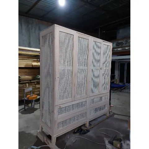 Tủ Quần Áo Cánh Mây 4 Cánh Gỗ Tự Nhiên - Sang Trọng và Nhẹ Nhàng, Kích Thước 180x55x200 cm, Thiết Kế Theo Yêu Cầu