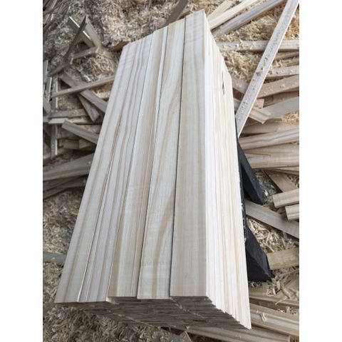 Combo 20 Thanh Gỗ Thông Láng Mịn 50x4x1.3cm - Vân Gỗ Đẹp, Chất Liệu Nhập Khẩu Chất Lượng Cao, Tiện Dụng Cho Văn Phòng Phẩm
