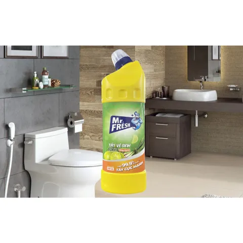 Chai Tẩy Vệ Sinh Nhà Tắm Toilet Đậm Đặc Mr.Fresh 900ml - Hương Cam Quýt, Diệt Khuẩn 99.9%, An Toàn Cho Bề Mặt Sử Dụng