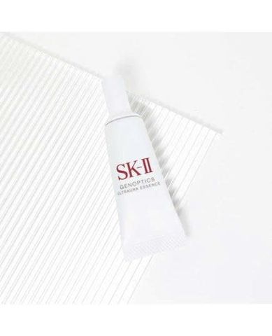 Serum SK-II Genoptics Ultraura Essence 10ml - Dưỡng Trắng Da, Giảm Nếp Nhăn, Phù Hợp Mọi Loại Da, Sáng Mịn Tự Nhiên