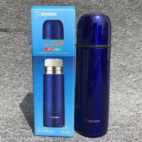 Bình giữ nhiệt Zojirushi SV-GR50-AA - 500ml, thiết kế tiện lợi giữ nóng lạnh hoàn hảo, phù hợp cho cà phê, trà và nước uống.