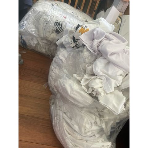 Áo Thun Hàng Si Đồng Giá 18k - Thời Trang Cổ Điển Thun Cotton Co Giãn, Không Đổi Trả, Hàng Độc Đáo Cho Fan Thời Trang