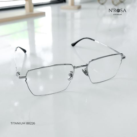 Gọng Kính Titanium Cận Cao Cấp Angel Eyes – Kim Loại Mảnh, Phom Oval Tối Giản, Siêu Nhẹ, Thời Trang Unisex, Phù Hợp Mọi Dáng Mặt