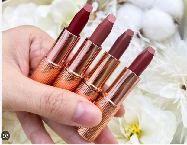 Set Son Mini Charlotte Tilbury Iconic 3 Thỏi (1.5g) - Bộ Sản Phẩm Trang Điểm Sang Trọng Cho Mọi Phong Cách