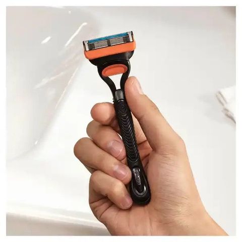 Dao Cạo Râu Gillette Fusion 5 Ergonomic - Bộ 1 Cán + 2 Đầu Dao Cạo Chất Lượng Cao, Tiện Lợi và An Toàn cho Da