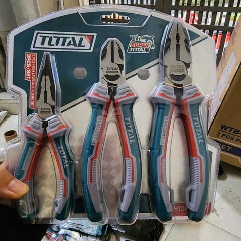 Bộ kìm điện, kìm cắt và kìm nhọn 3 chi tiết cao cấp Total - Dụng cụ tiện ích bằng thép CR-V cho hiệu suất cao