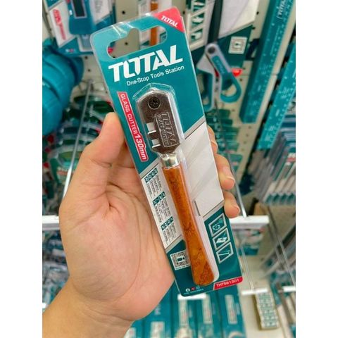 Dao Cắt Kiếng Total THT561301 - Chiều Dài 130mm, Lưỡi Cắt 6 Bánh, Tay Cầm Gỗ, Dụng Cụ Tiện Ích Cho Người Dùng
