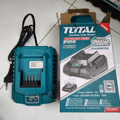 Đế Sạc Pin 20V Total TFCLI2001 - Thiết Bị Tiện Ích Sạc Nhanh Cho Pin 20V/2.0Ah, Kết Nối Chíp Chất Lượng