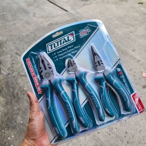 Bộ Kìm Total THT1K0301 - Gồm Kìm Cắt, Kìm Điện và Kìm Mỏ Nhọn Chống Gỉ, Dụng Cụ Tiện Ích Cao Cấp cho Gia Đình