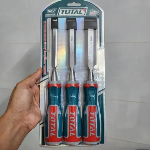 Bộ đục gỗ Total THT41K0302 - 140mm với 3 đầu đục 12mm, 19mm, 25mm, chất liệu CRV, dụng cụ hoàn hảo cho gia đình và thợ mộc.