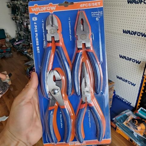 Bộ 4 Kìm Đa Năng Wadfow WPS0604 - Kìm Răng, Kìm Mũi Dài, Kìm Cắt, Kìm Mũi Trượt, Chống Gỉ và Thoải Mái Cầm Nắm